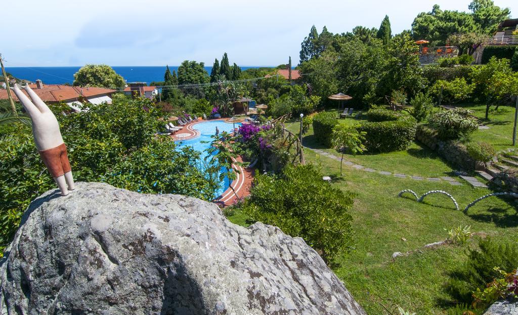 Hotel Cernia Isola Botanica SantʼAndrea Kültér fotó